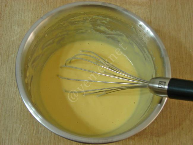 Kaşar Peynirli Mısır Ekmeği - Yapılışı (4/12) 