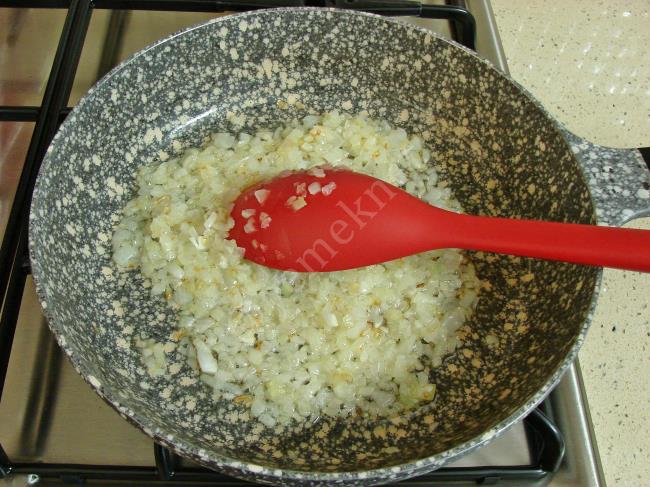 Mercimekli Kabak Salatası - Yapılışı (4/12) 