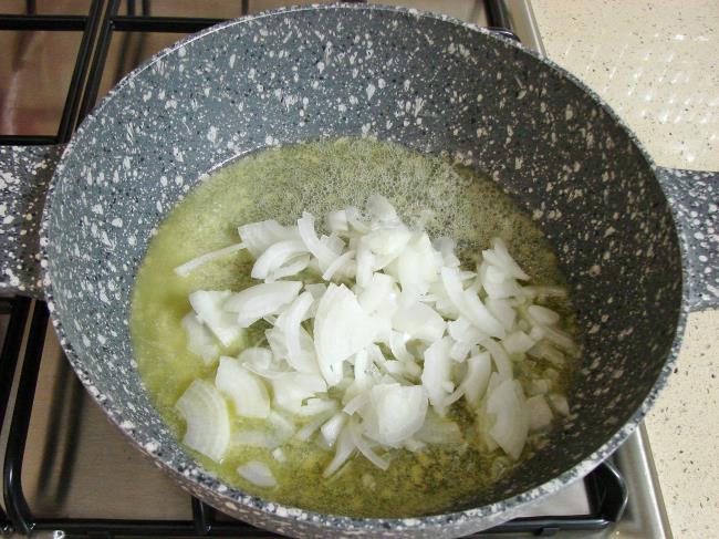 Nohutlu Bezelyeli Pilav - Yapılışı (3/12) 