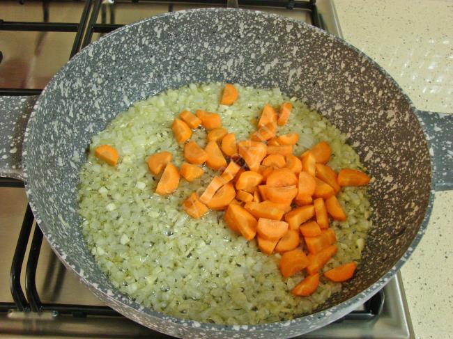 Sebzeli Yeşil Mercimek Yemeği - Yapılışı (6/16) 