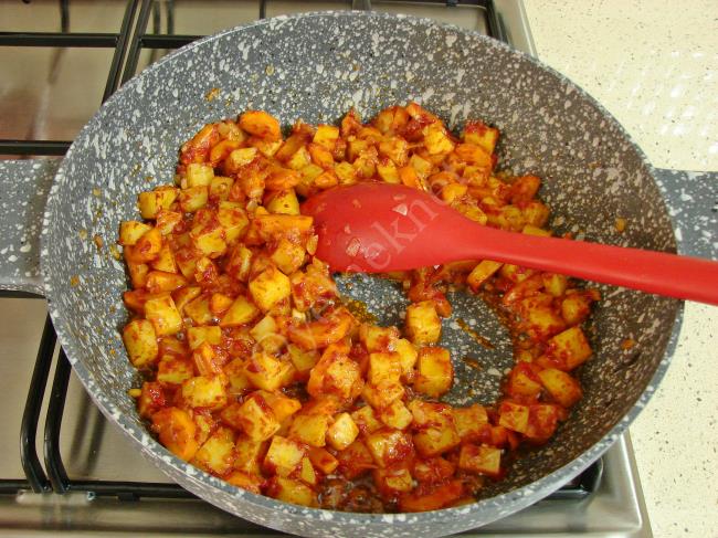 Sebzeli Yeşil Mercimek Yemeği - Yapılışı (9/16) 