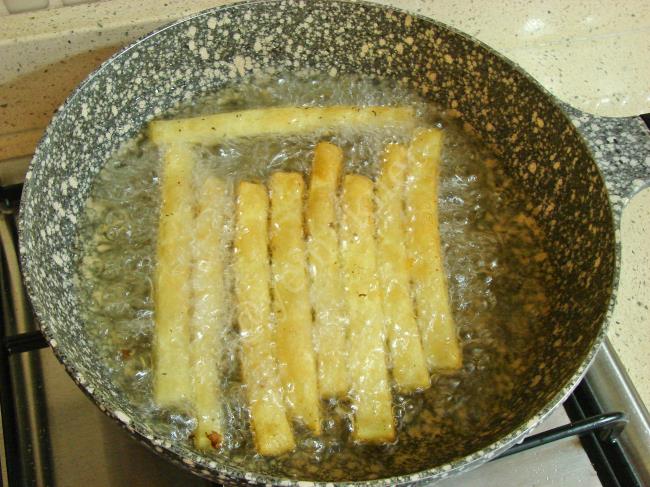 Çıtır Patates Çubukları - Yapılışı (11/16) 