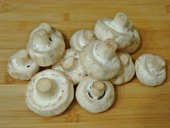 Fırında Sebzeli Soslu Mantar - Yapılışı (3/20) 