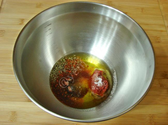 Fırında Sebzeli Soslu Mantar - Yapılışı (4/20) 