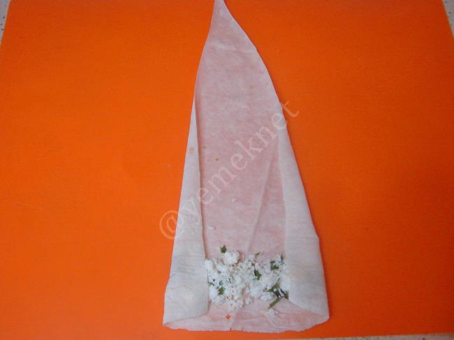 Kalem Börek - Yapılışı (3/12) 