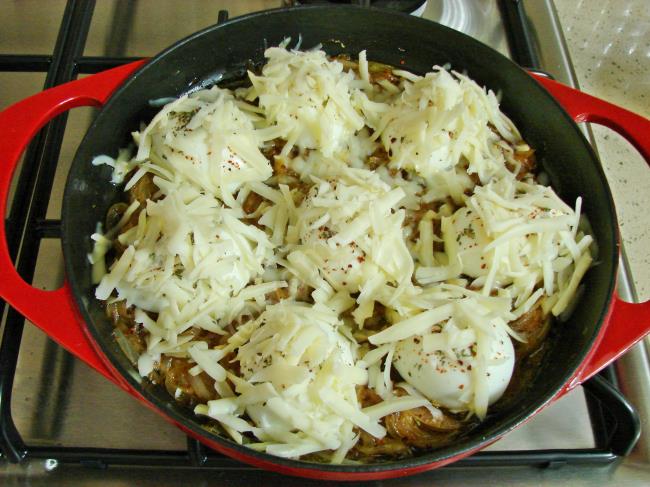 Soğanlı Yumurta Kapama - Yapılışı (10/12) 