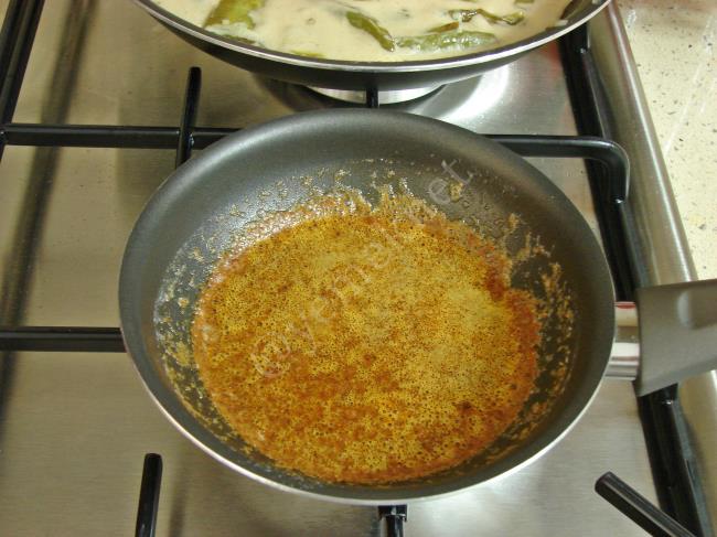 Sütlü Biber Kavurması - Yapılışı (9/12) 