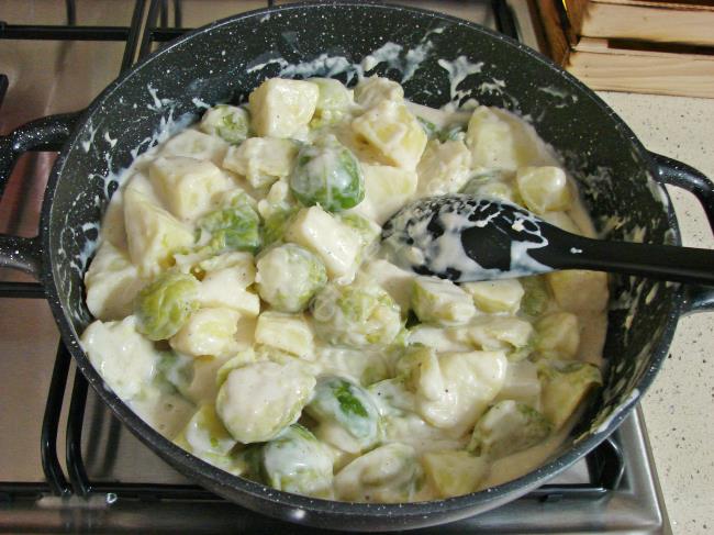 Brüksel Lahanası Graten - Yapılışı (8/12) 
