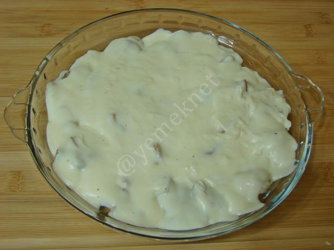 Fırında Beşamel Soslu Mantar - Yapılışı (11/16) 