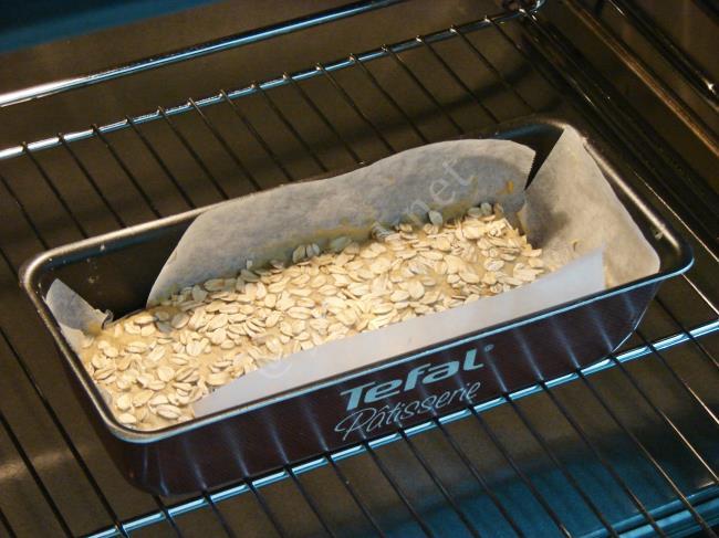 Mayasız Yulaf Ekmeği - Yapılışı (8/12) 