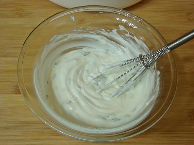 Mor Lahana Yoğurtlaması - Yapılışı (7/12) 