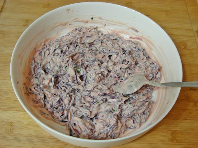 Mor Lahana Yoğurtlaması - Yapılışı (9/12) 