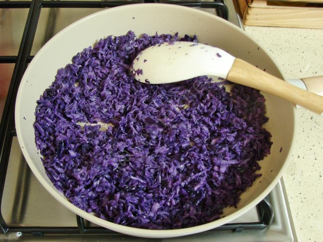 Mor Lahanalı Havuç Tarator - Yapılışı (3/12) 