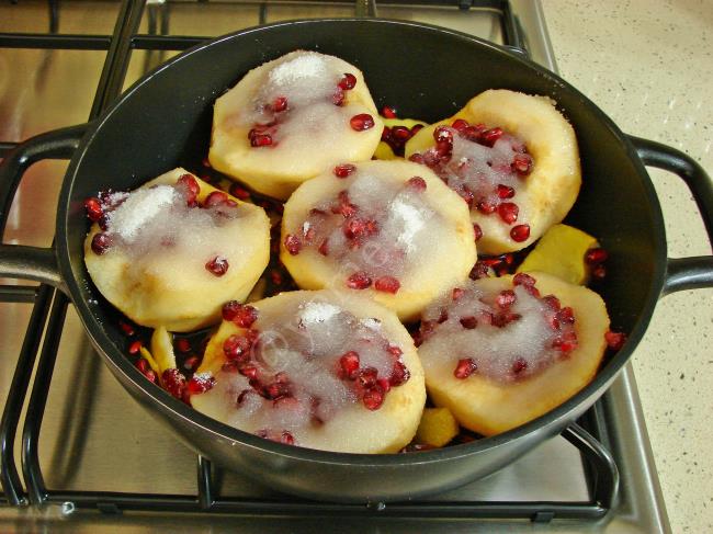 Narlı Ayva Tatlısı - Yapılışı (8/12) 