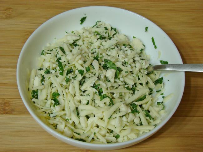 Unsuz Börek - Yapılışı (2/16) 