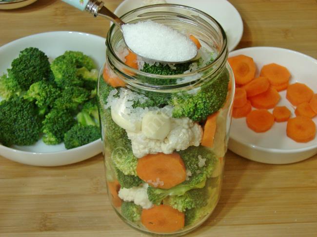 Brokoli Turşusu - Yapılışı (5/12) 