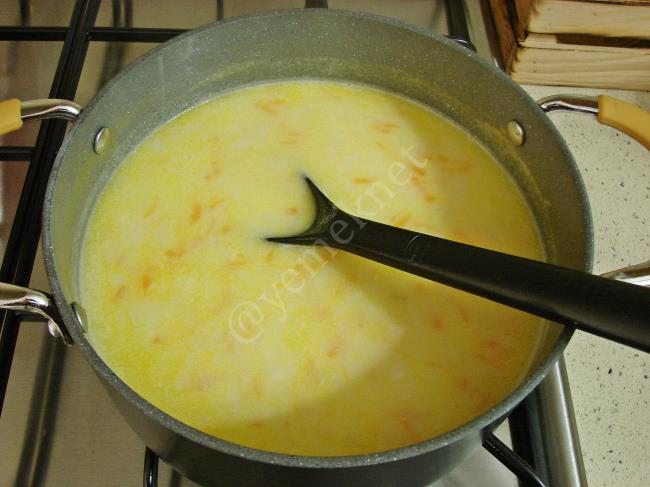 Terbiyeli Kereviz Çorbası - Yapılışı (10/12) 