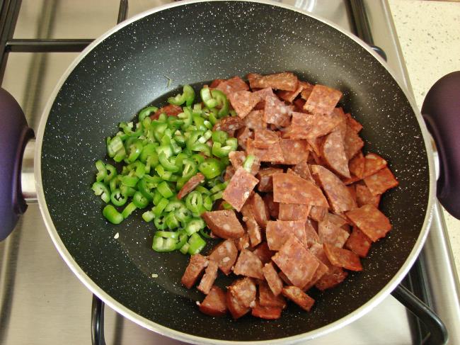 Kahvaltılık Krep Börek - Yapılışı (8/20) 