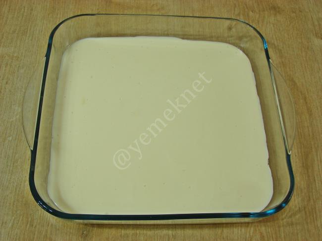 Kavrulmuş Unlu Muhallebi - Yapılışı (8/12) 