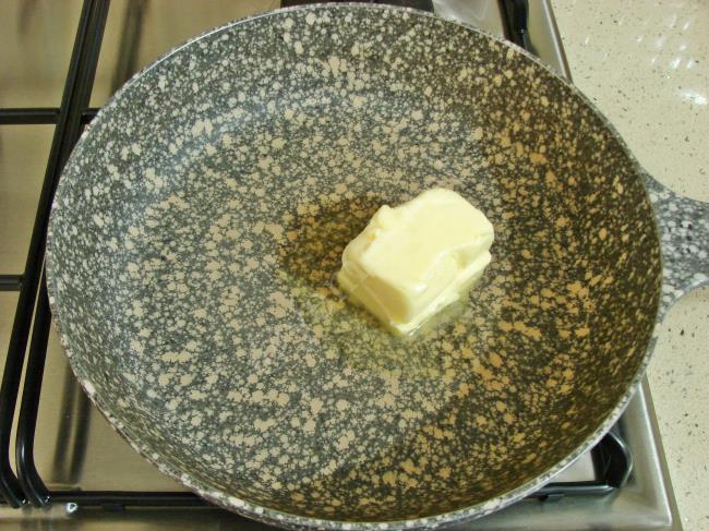 Öksürük İçin Tereyağında Ayva - Yapılışı (4/12) 