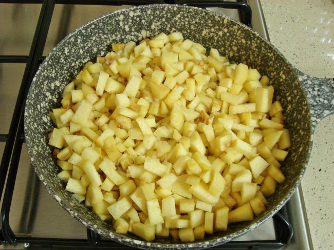 Öksürük İçin Tereyağında Ayva - Yapılışı (5/12) 