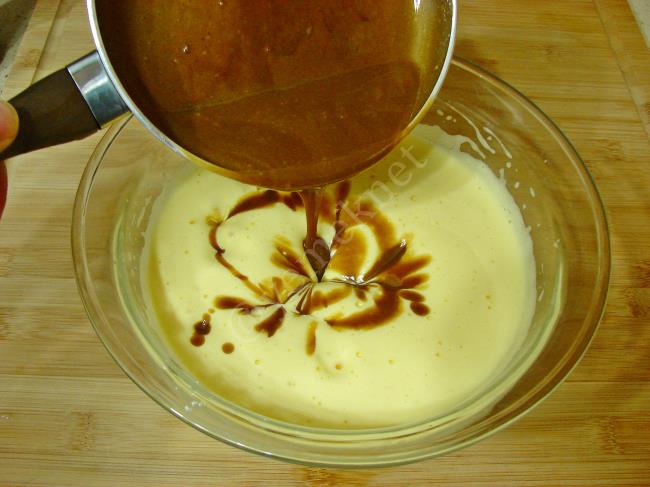 Tahinli Sufle - Yapılışı (10/16) 