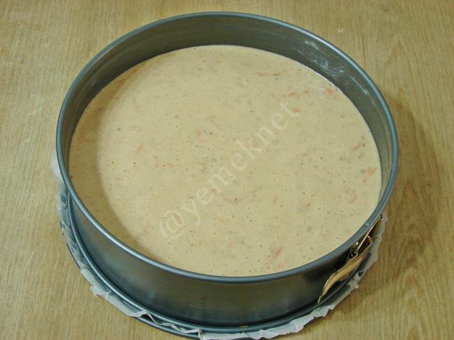 Havuçlu Kek - Yapılışı (9/12) 