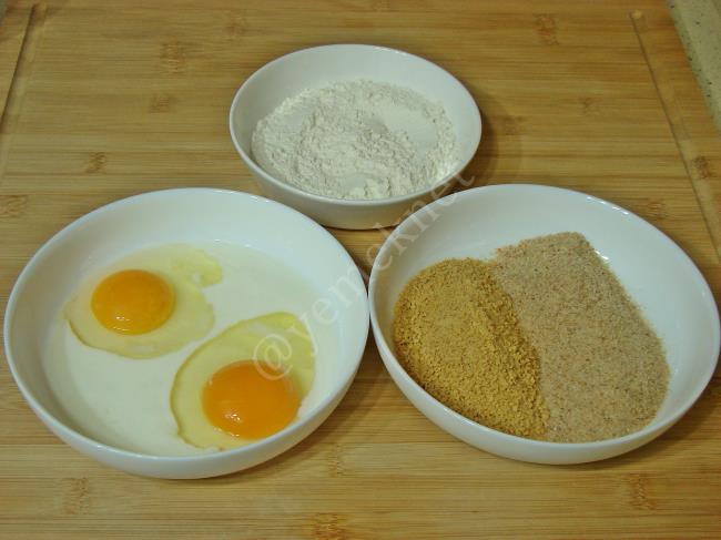 Tavuk Burger Köftesi - Yapılışı (7/16) 