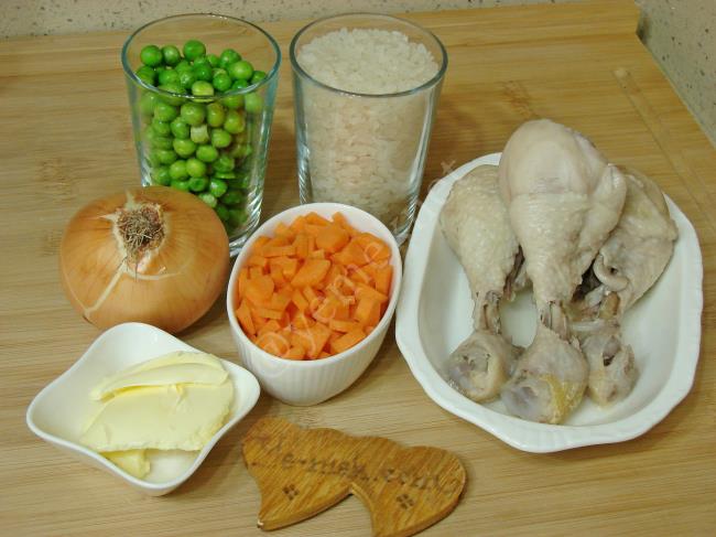 Tavuklu Sebzeli Pilav - Yapılışı (1/12) 