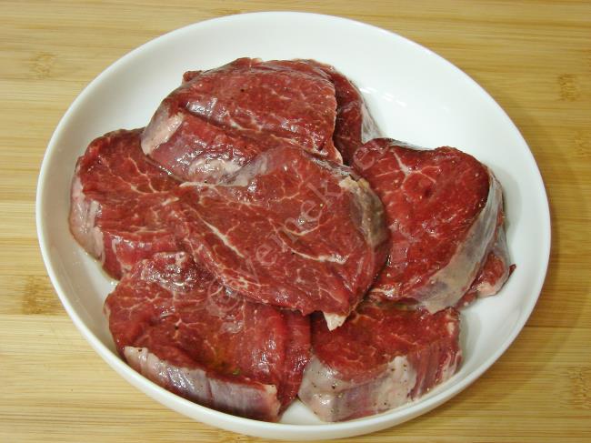 Fırında Et Yemeği - Yapılışı (6/16) 