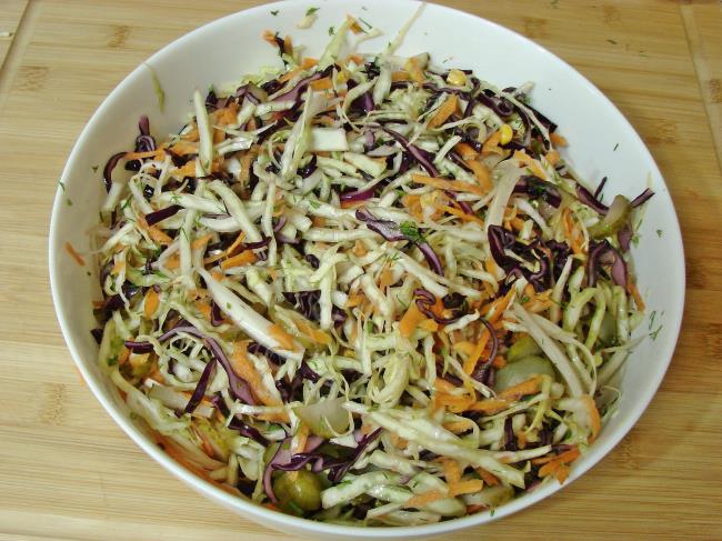 Karışık Lahana Salatası - Yapılışı (7/12) 