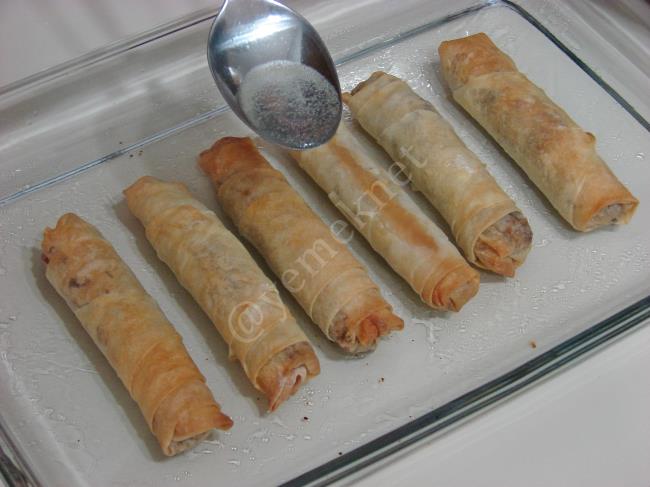 Mantı Börek - Yapılışı (12/20) 