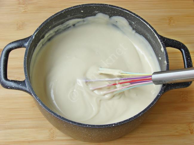 Tahinli Muhallebi - Yapılışı (7/12) 