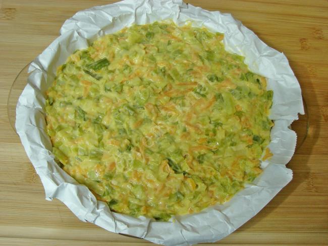 Unsuz Pırasa Böreği - Yapılışı (11/16) 