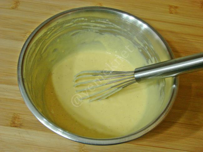 Unsuz Pırasa Böreği - Yapılışı (7/16) 