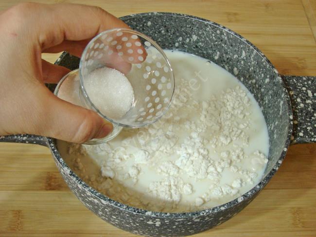 Hurmalı Sütlü Tatlı - Yapılışı (5/12) 