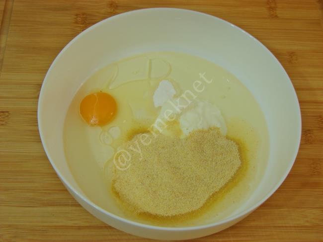 Kesme İrmik Tatlısı - Yapılışı (5/16) 