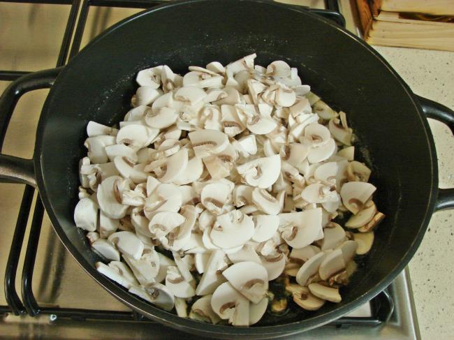 Mantarlı Kuskus Pilavı - Yapılışı (4/12) 