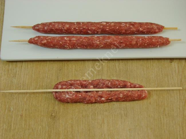 Tire Şiş Köfte - Yapılışı (5/16) 