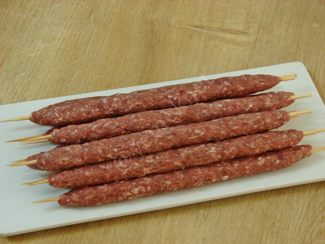 Tire Şiş Köfte - Yapılışı (6/16) 