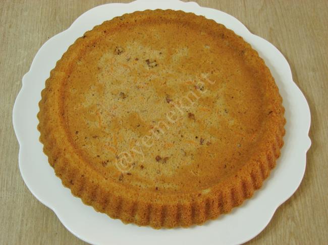 Havuçlu Tart Kek - Yapılışı (12/16) 