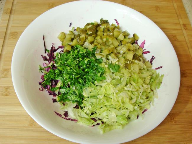 Kırmızı Lahanalı Fasulye Salatası - Yapılışı (4/8) 