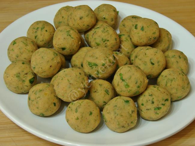 Mercimek Mantısı - Yapılışı (7/12) 