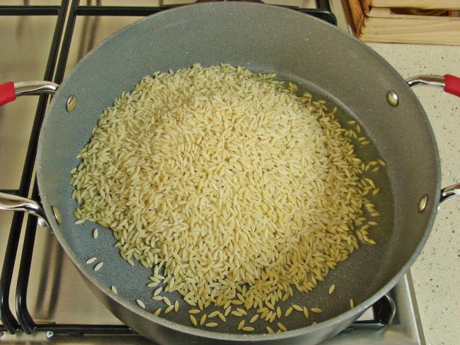 Mor Lahanalı Şehriye Salatası - Yapılışı (3/16) 