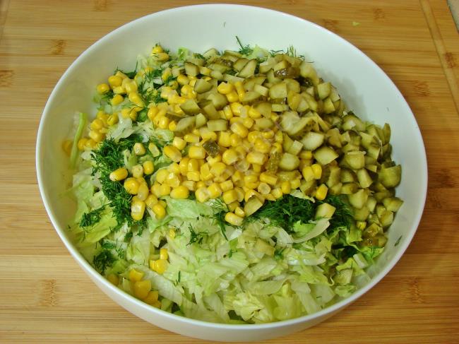 Yoğurtlu Tavuk Göğsü Salatası - Yapılışı (5/12) 