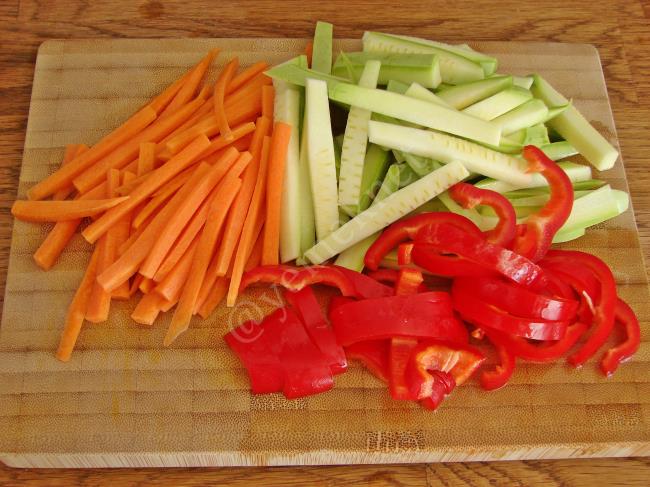 Cevizli Makarna Salatası - Yapılışı (2/16) 