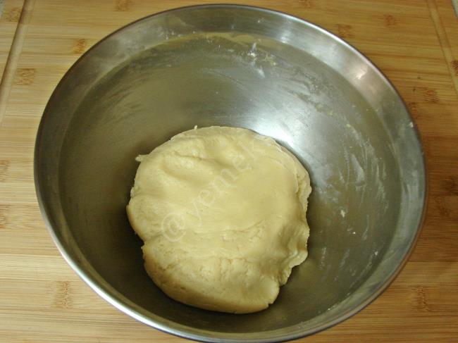 Çikolatalı Cevizli Kurabiye - Yapılışı (6/16) 