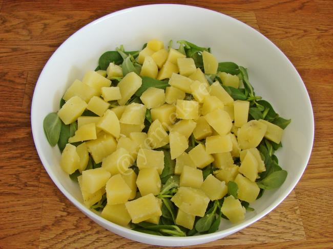 Patatesli Semizotu Salatası - Yapılışı (5/12) 