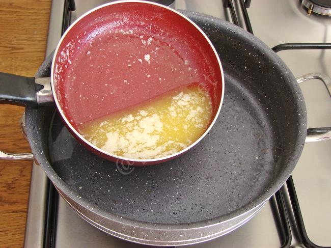 Sarımsaklı Pilav - Yapılışı (3/12) 