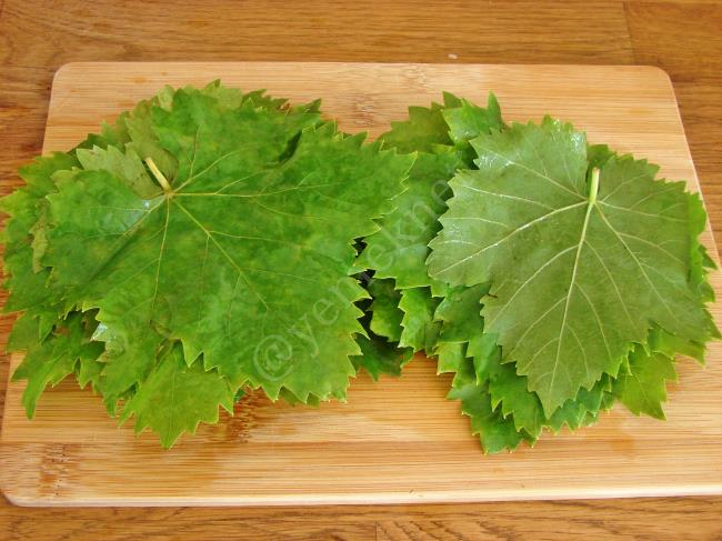 Asma Yapraklı Bulgur Pilavı - Yapılışı (2/12) 